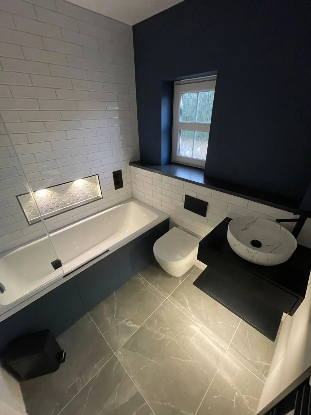 Bathroom niche and feature lighting installation